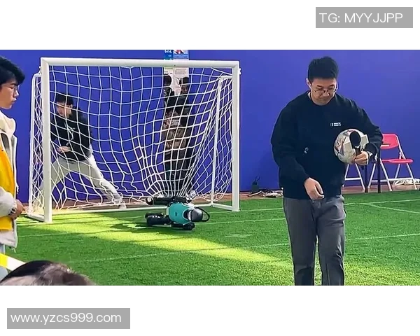 足球明星脑袋短路瞬间大盘点搞笑视频合集让你捧腹大笑